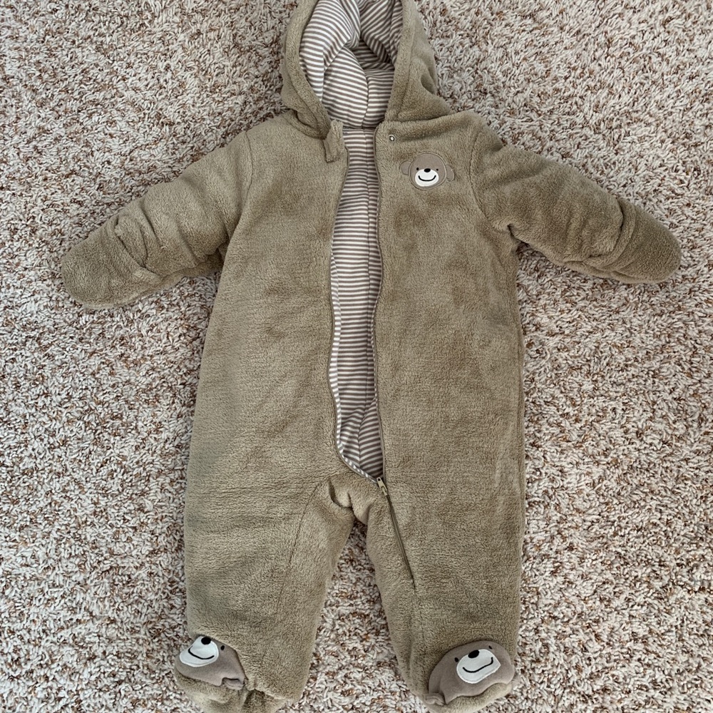 Baby winter sleep and play
